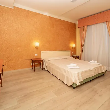 Pallanza 4*