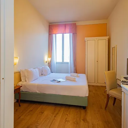 Pallanza By Lvg Collection Hotel Verbania
