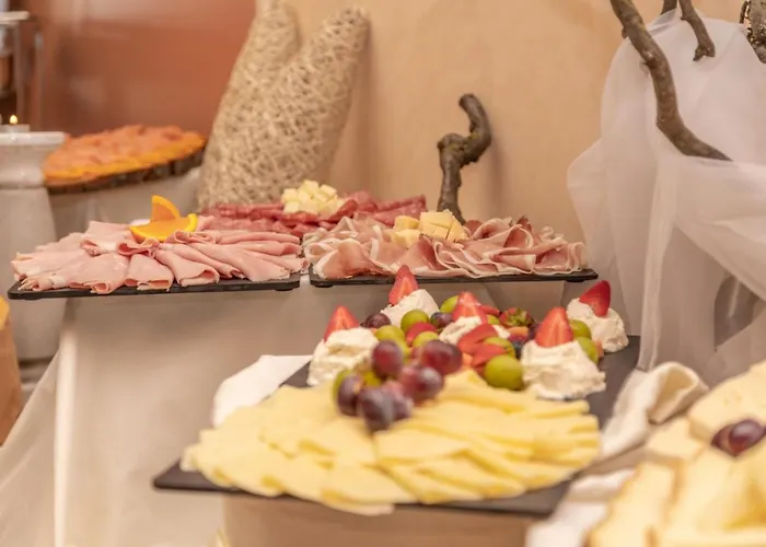 Lvg Collection - Pallanza Otel Verbania